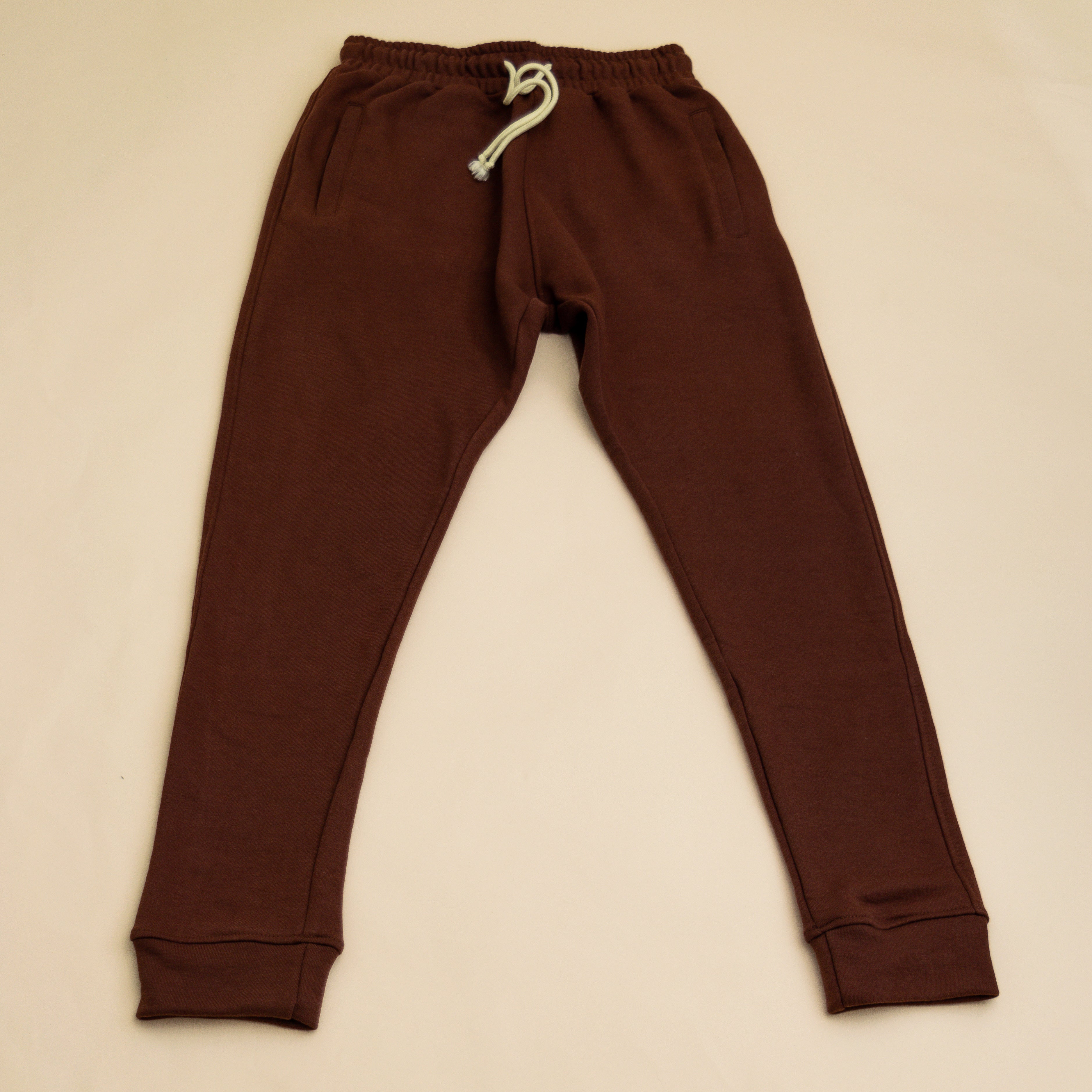 Collegiate Crest Jogger