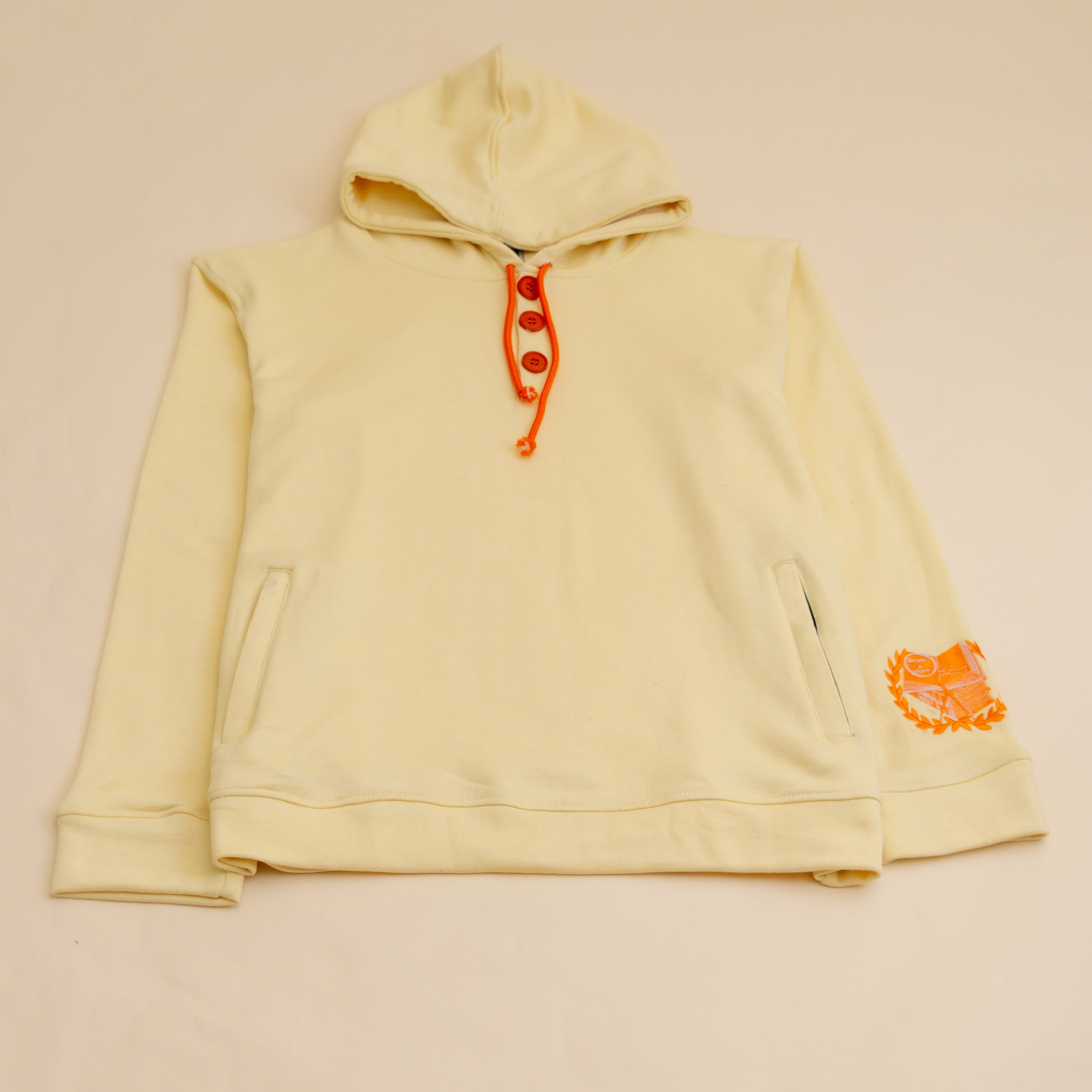 Collegiate Crest Hood