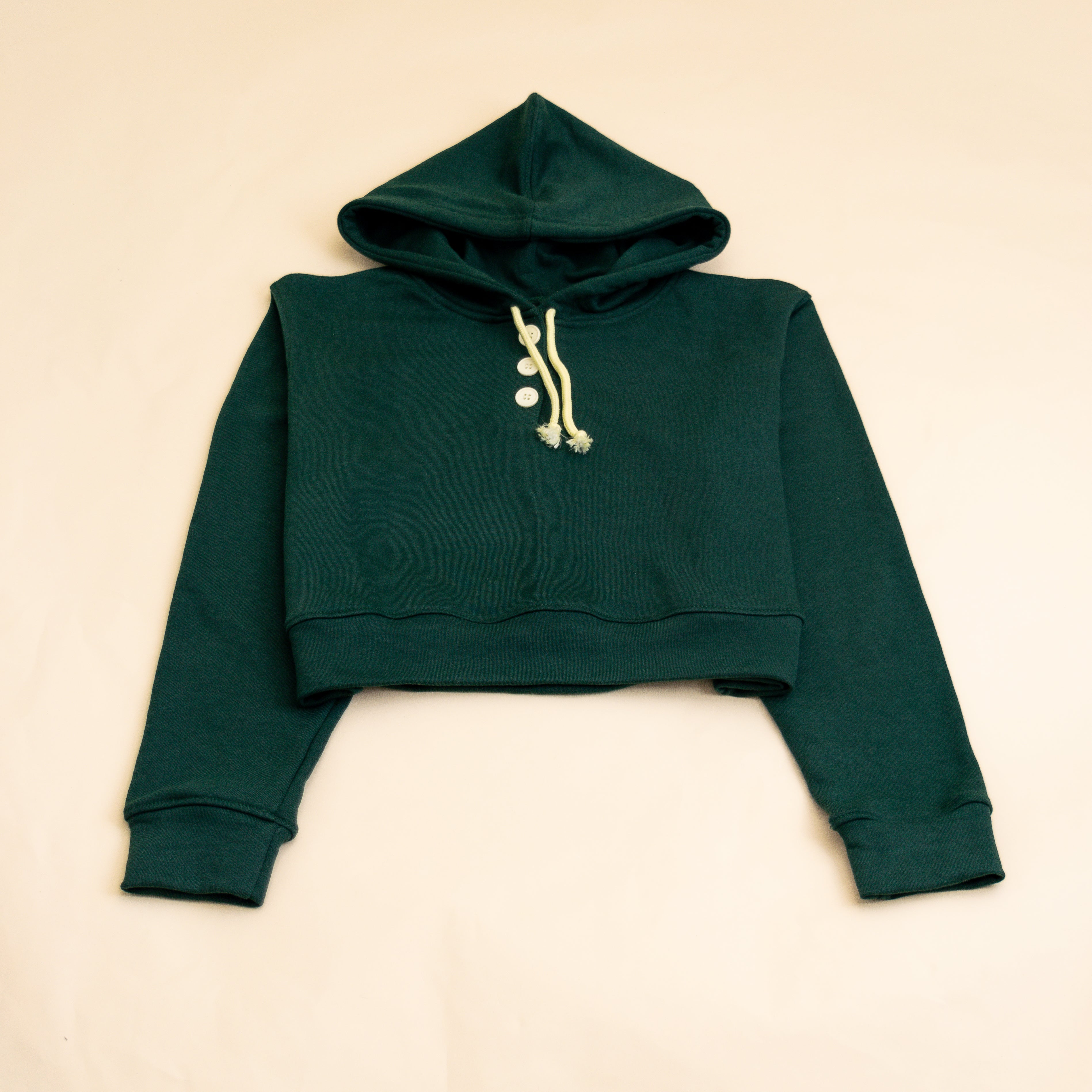 Collegiate Crest Skimmer Hood