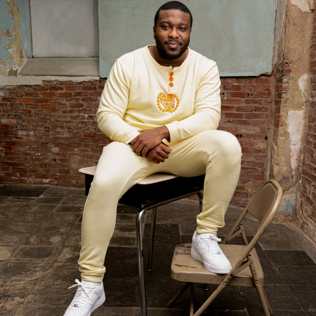 Collegiate Crest Crew